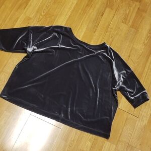 NWT Sunset Rd. Graphite velvet crop tee XL